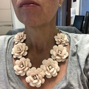 COPY - Rose light pink necklace